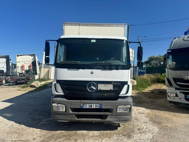 Mercedes Axor 1828 - Camion fourgon: photos 2 Mercedes Axor 1828 - Camion fourgon: photos 2