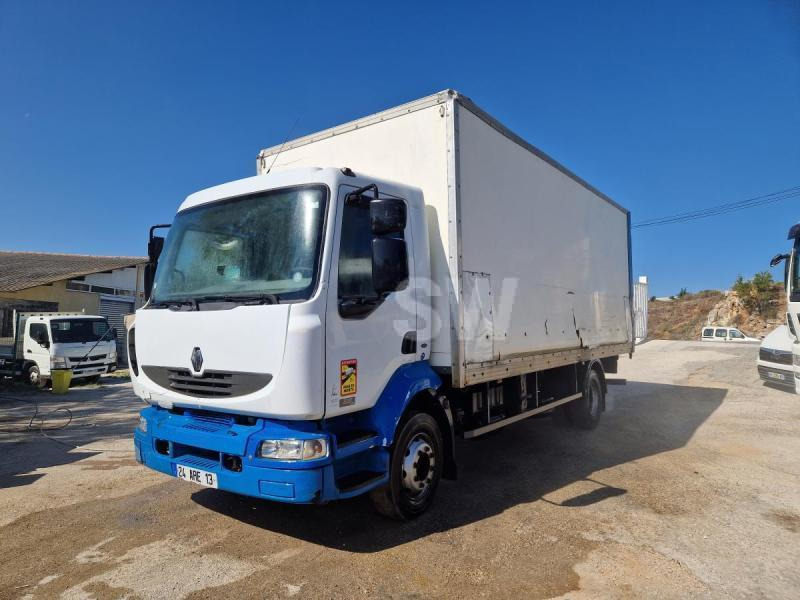 Renault DCI 220 - Camion fourgon: photos 1 Renault DCI 220 - Camion fourgon: photos 1