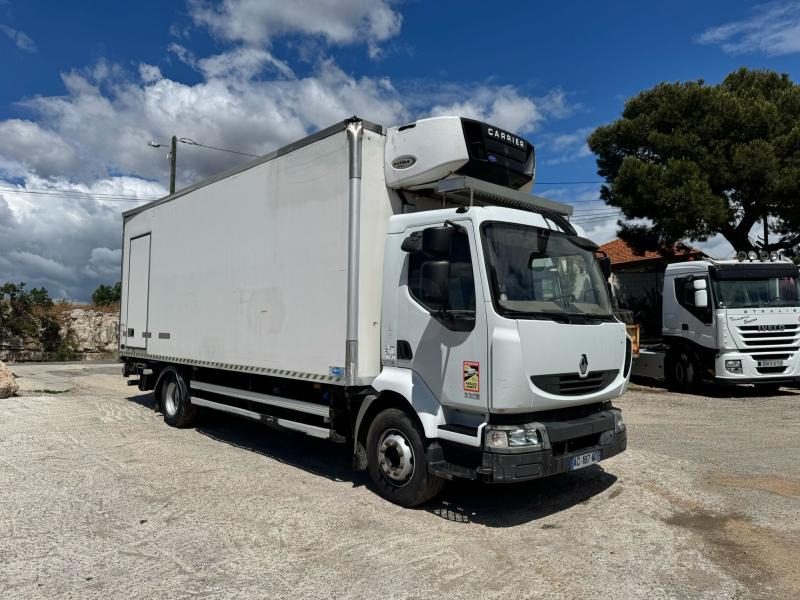 Renault Midlum 220 DXI - Camion frigorifique: photos 3 Renault Midlum 220 DXI - Camion frigorifique: photos 3
