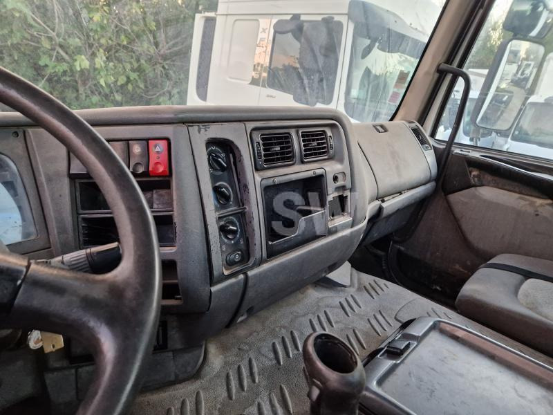 Renault Premium 420 DCI - Camion ampliroll: photos 4 Renault Premium 420 DCI - Camion ampliroll: photos 4