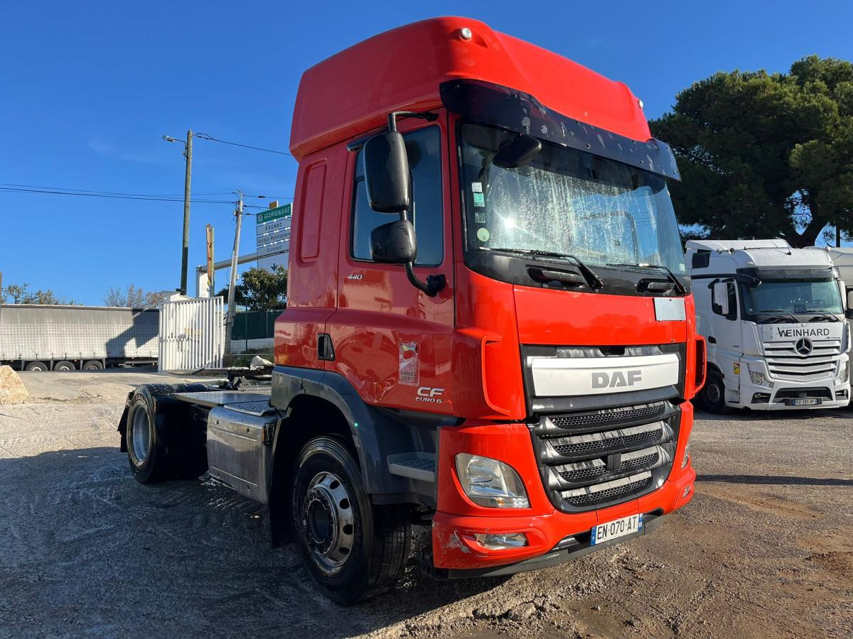 DAF CF 440 - Tracteur routier: photos 2 DAF CF 440 - Tracteur routier: photos 2