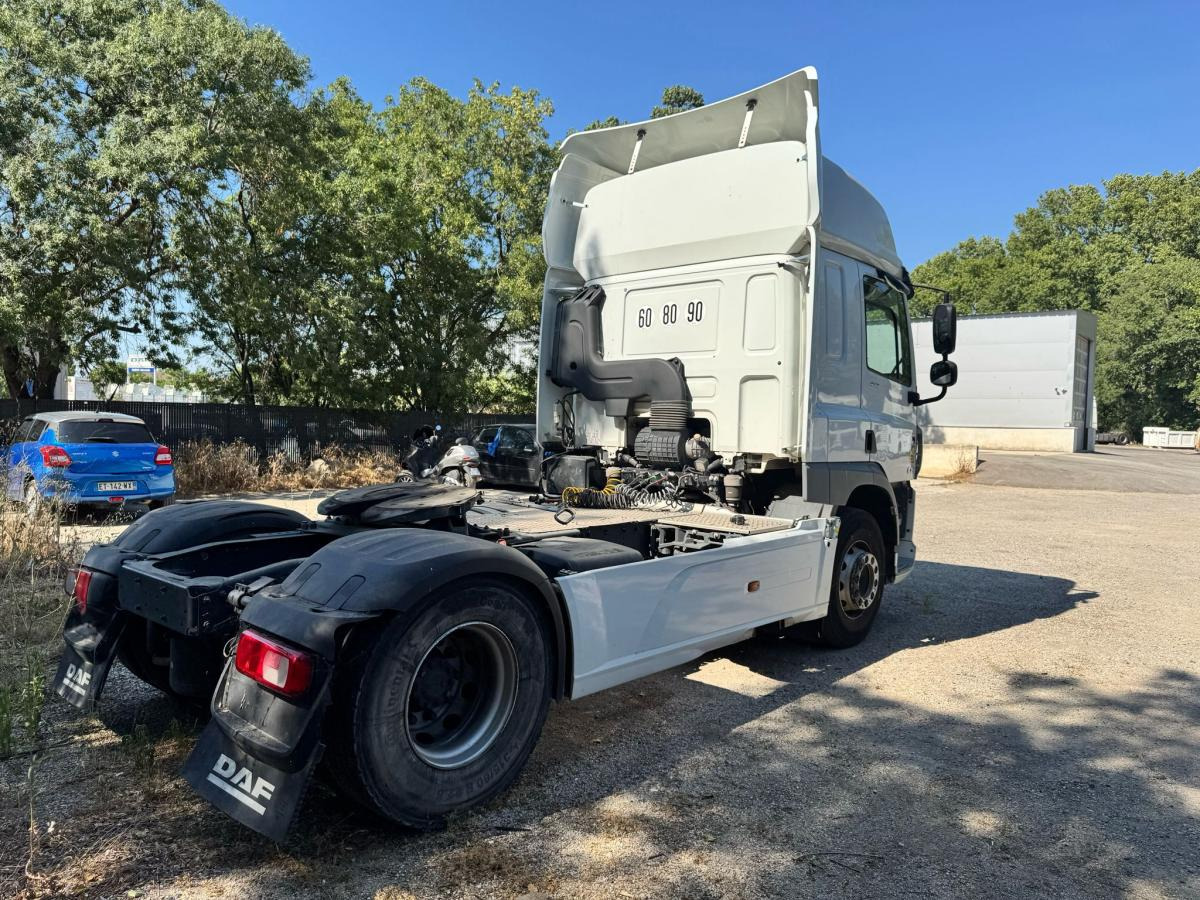 DAF CF 450 - Tracteur routier: photos 4 DAF CF 450 - Tracteur routier: photos 4