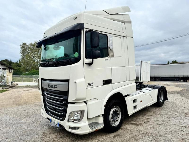 DAF XF 510 - Tracteur routier: photos 1 DAF XF 510 - Tracteur routier: photos 1