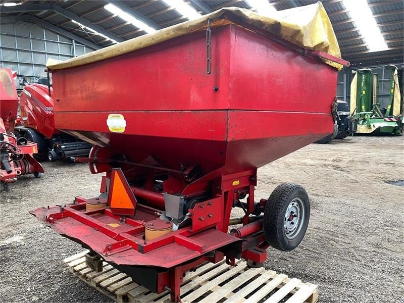 Bredal B 2 - Distributeur d'engrais: photos 2 Bredal B 2 - Distributeur d'engrais: photos 2