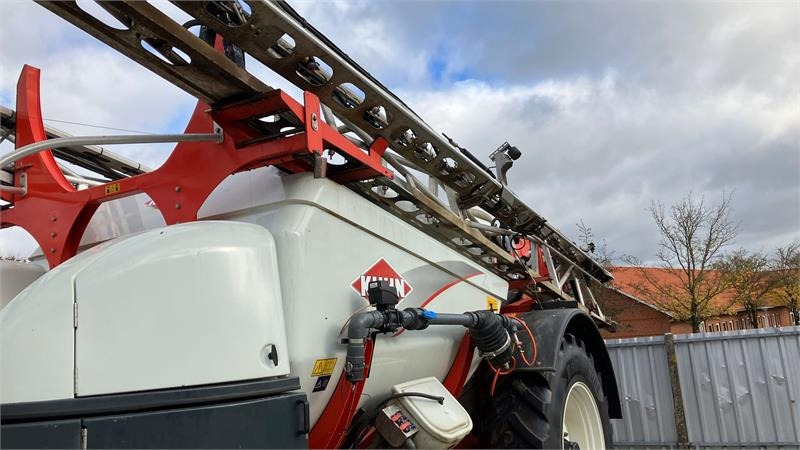 Kuhn OCEANIS 7700 L 30M  - Pulvérisateur traîné: photos 3 Kuhn OCEANIS 7700 L 30M  - Pulvérisateur traîné: photos 3