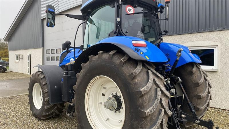 New Holland T7.270 AutoCommand T7.270 - Tracteur agricole: photos 4 New Holland T7.270 AutoCommand T7.270 - Tracteur agricole: photos 4