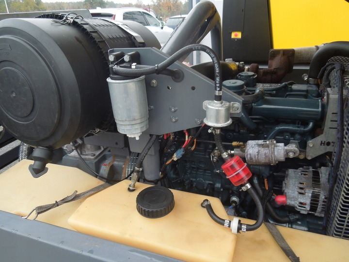 Compresseur d'air ATLAS COPCO XAS137: photos 8