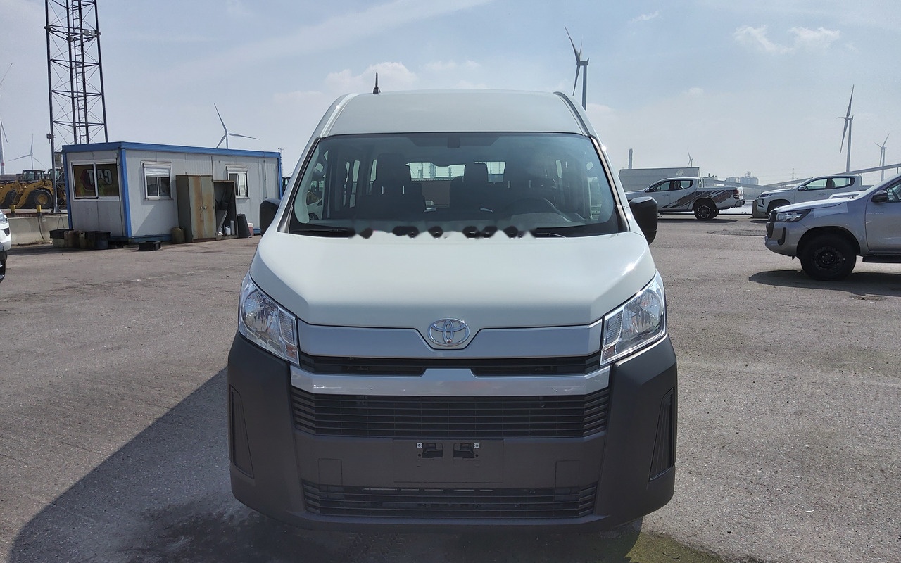 Toyota Hiace HIGH ROOF / TOIT HAUT 2.8L Diesel Manual base - Minibus, Transport de personnes: photos 5 Toyota Hiace HIGH ROOF / TOIT HAUT 2.8L Diesel Manual base - Minibus, Transport de personnes: photos 5