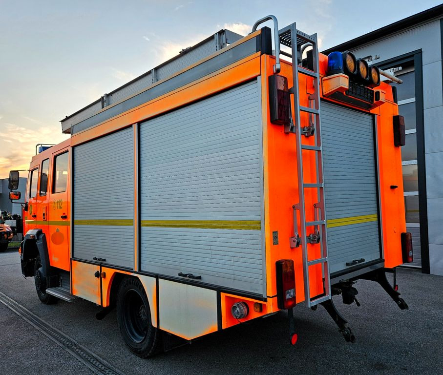 MAN 14.224 L80 4x4 Feuerwehr LF16 Ziegler MAN 14.224 L80 4x4 Feuerwehr LF16 Ziegler - Camion de pompier: photos 3 MAN 14.224 L80 4x4 Feuerwehr LF16 Ziegler MAN 14.224 L80 4x4 Feuerwehr LF16 Ziegler - Camion de pompier: photos 3