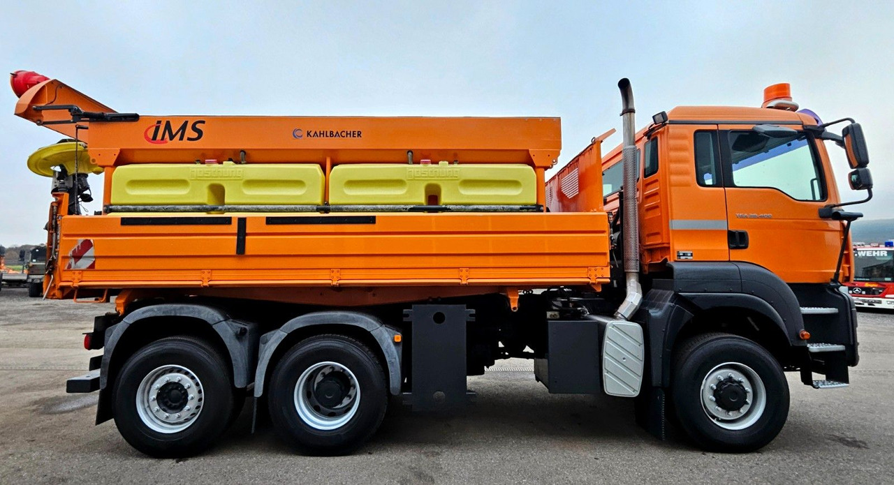 MAN TGA 28.400 6x4-4 Winterdienst - Camion benne: photos 2 MAN TGA 28.400 6x4-4 Winterdienst - Camion benne: photos 2