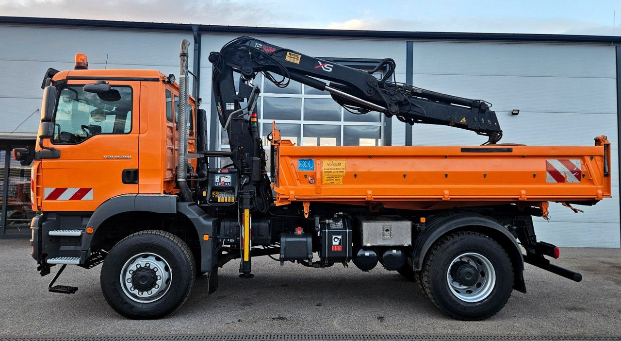 MAN TGM 18.280 4x4 HIAB 111-3 Funk Kran Winterdienst - Camion benne, Camion grue: photos 5 MAN TGM 18.280 4x4 HIAB 111-3 Funk Kran Winterdienst - Camion benne, Camion grue: photos 5