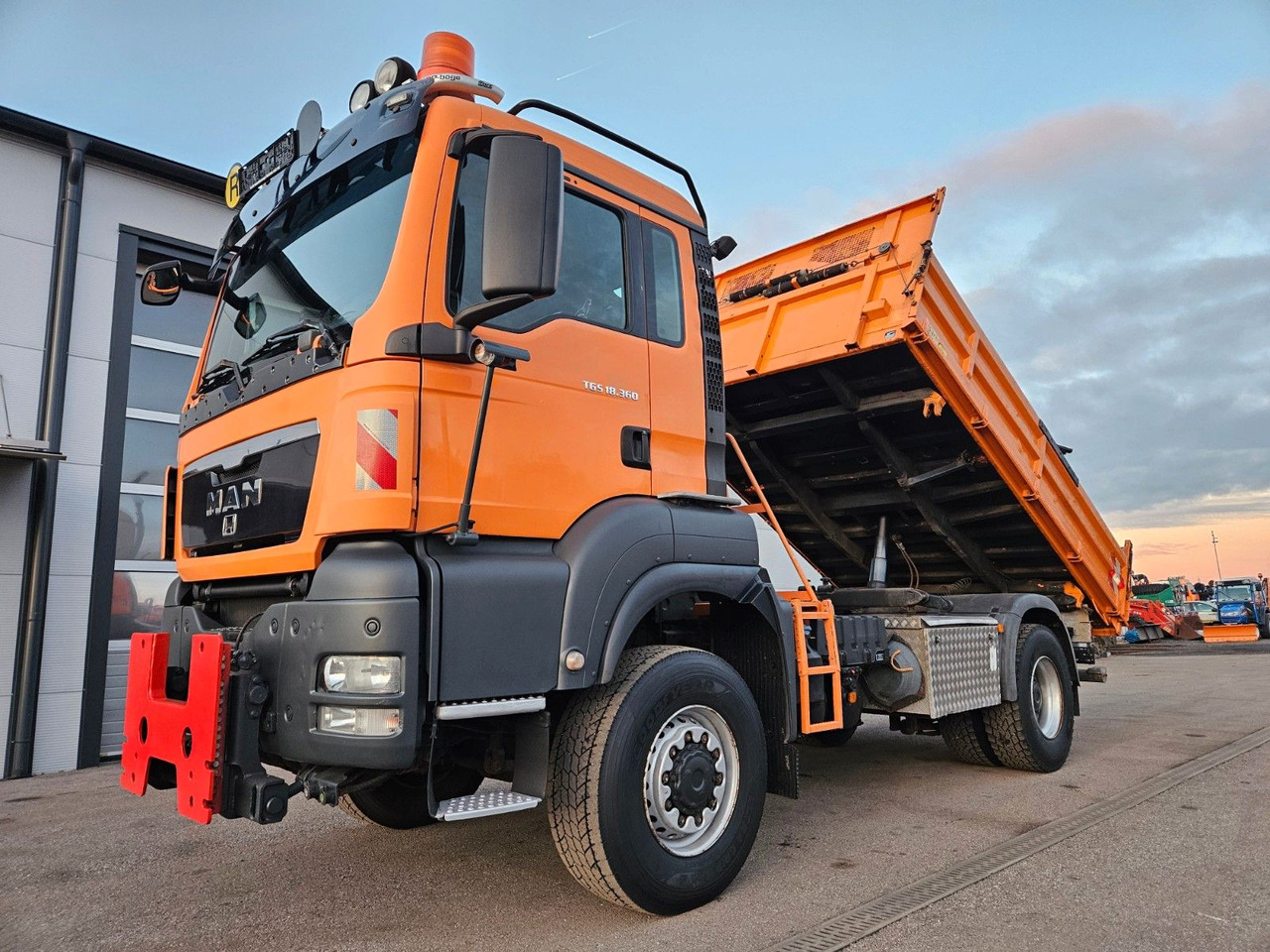 MAN TGS 18.360 4x4 BL Euro5 Meiller - Camion benne: photos 1 MAN TGS 18.360 4x4 BL Euro5 Meiller - Camion benne: photos 1