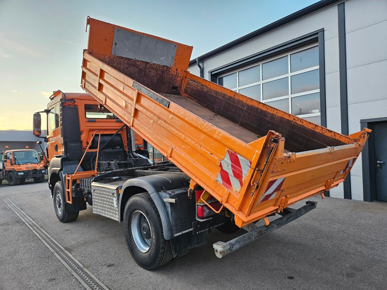 MAN TGS 18.360 4x4 BL Euro5 Meiller - Camion benne: photos 3 MAN TGS 18.360 4x4 BL Euro5 Meiller - Camion benne: photos 3