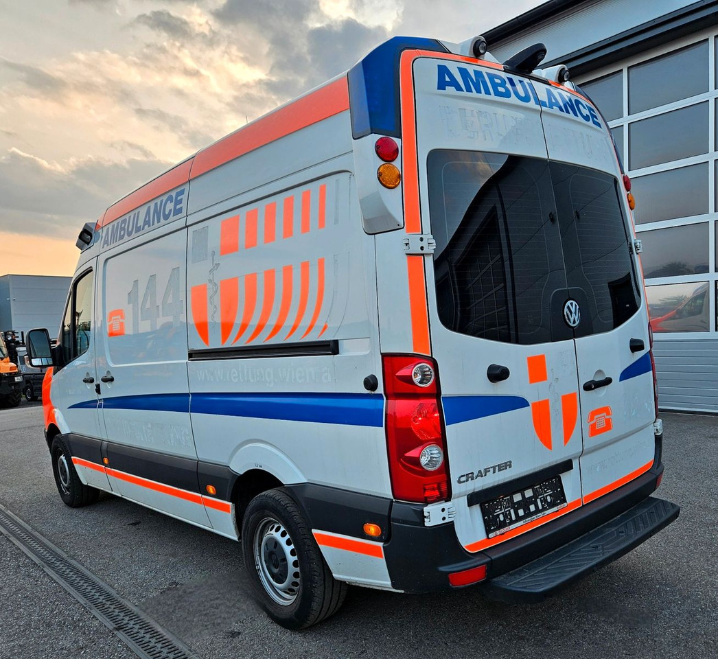 Volkswagen CRAFTER TDI Ambulance RTW L2H2 DLOUHY - Ambulance: photos 3 Volkswagen CRAFTER TDI Ambulance RTW L2H2 DLOUHY - Ambulance: photos 3