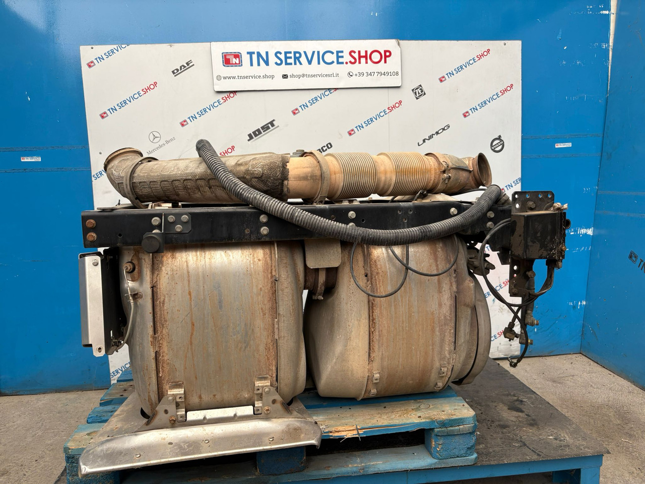 Catalizzatore DAF Euro6 - Catalyseur pour Camion: photos 1 Catalizzatore DAF Euro6 - Catalyseur pour Camion: photos 1