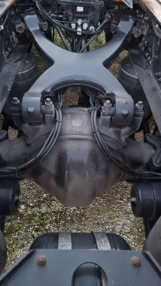 MAN TGX E6 pezzi di ricambio - Pièces de rechange pour Camion: photos 3 MAN TGX E6 pezzi di ricambio - Pièces de rechange pour Camion: photos 3