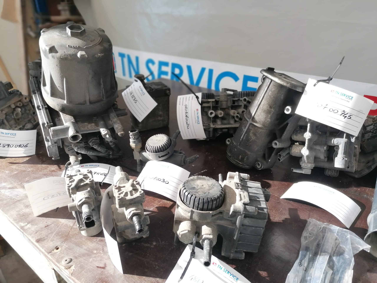 Valvole Pneumatiche - Valve: photos 2 Valvole Pneumatiche - Valve: photos 2