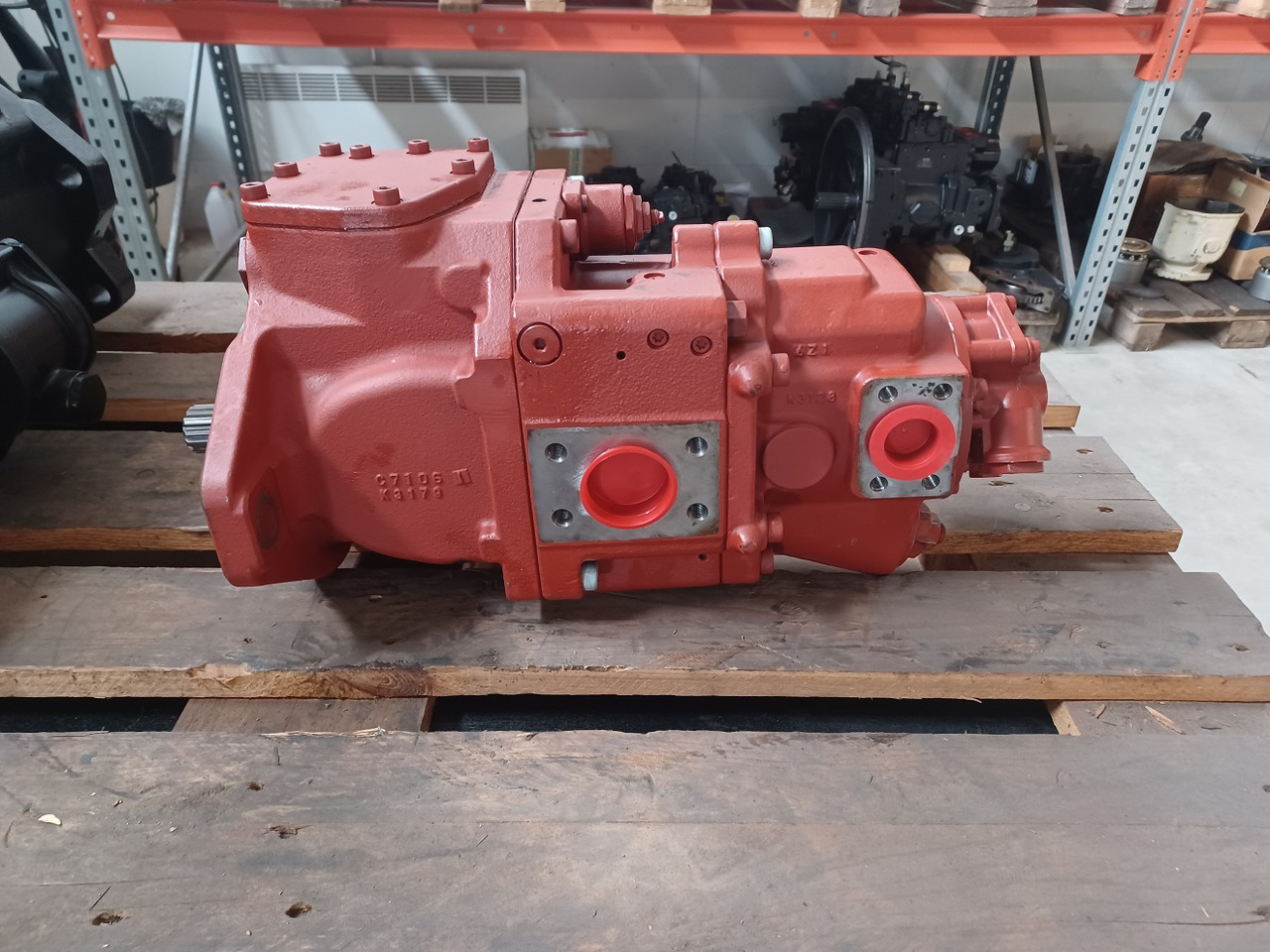 Kawasaki Heavy Industries K7SP36/K7V28-11VR-922A/25 - Pompe hydraulique pour Pelle sur chenille: photos 1 Kawasaki Heavy Industries K7SP36/K7V28-11VR-922A/25 - Pompe hydraulique pour Pelle sur chenille: photos 1