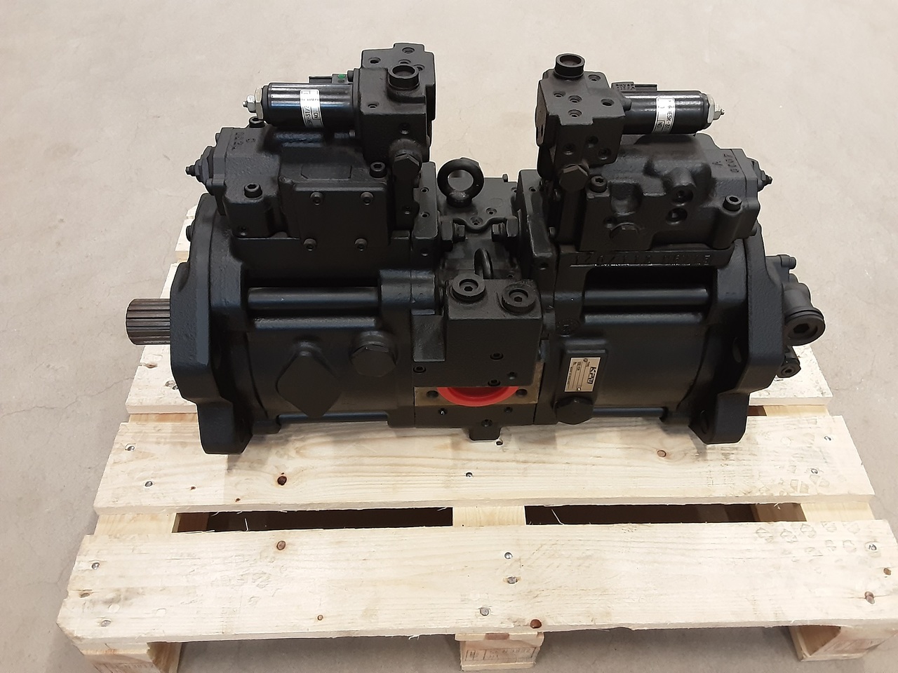 Kawasaki K5V140DTP10LR-YT2K-V - Pompe hydraulique pour Pelle sur chenille: photos 3 Kawasaki K5V140DTP10LR-YT2K-V - Pompe hydraulique pour Pelle sur chenille: photos 3