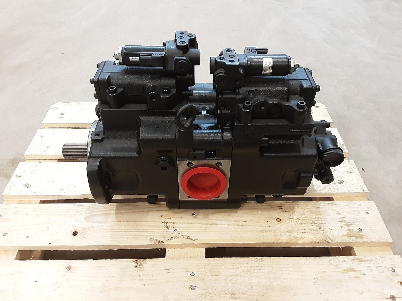 Kawasaki K7V63DTP174R-0E23-PVD - Pompe hydraulique pour Pelle sur chenille: photos 1 Kawasaki K7V63DTP174R-0E23-PVD - Pompe hydraulique pour Pelle sur chenille: photos 1