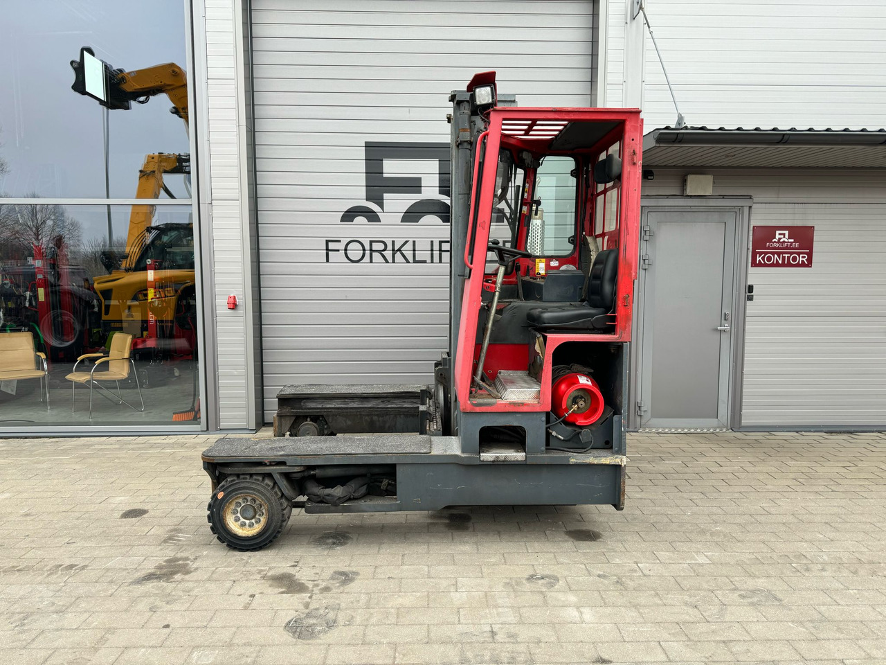 Combilift C4000 - Chariot latéral: photos 3 Combilift C4000 - Chariot latéral: photos 3