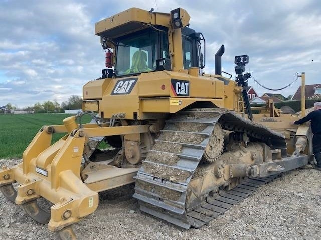 CAT D 6 T LGP Extremely nice - Bulldozer: photos 1 CAT D 6 T LGP Extremely nice - Bulldozer: photos 1