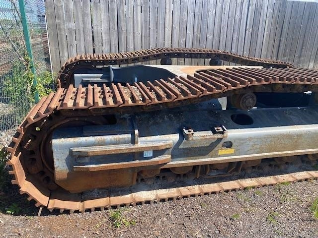 Doosan DX 420 LC-3 Complete unused u/c - Chenille pour Engins de chantier: photos 3 Doosan DX 420 LC-3 Complete unused u/c - Chenille pour Engins de chantier: photos 3