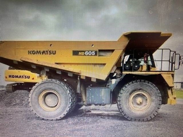 Komatsu HD 605-7 - Tombereau rigide: photos 4 Komatsu HD 605-7 - Tombereau rigide: photos 4