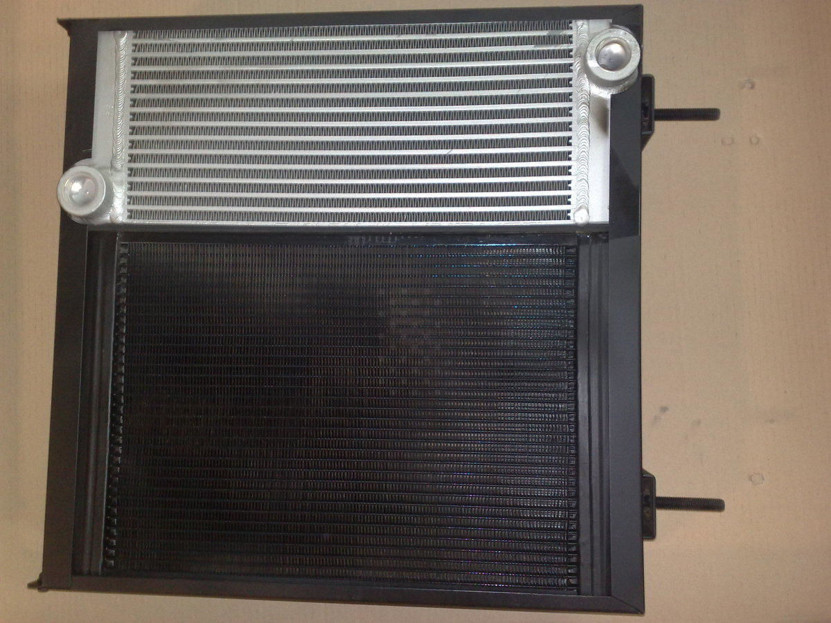 RADIATORE ACQUA OLIO - Radiateur: photos 1 RADIATORE ACQUA OLIO - Radiateur: photos 1