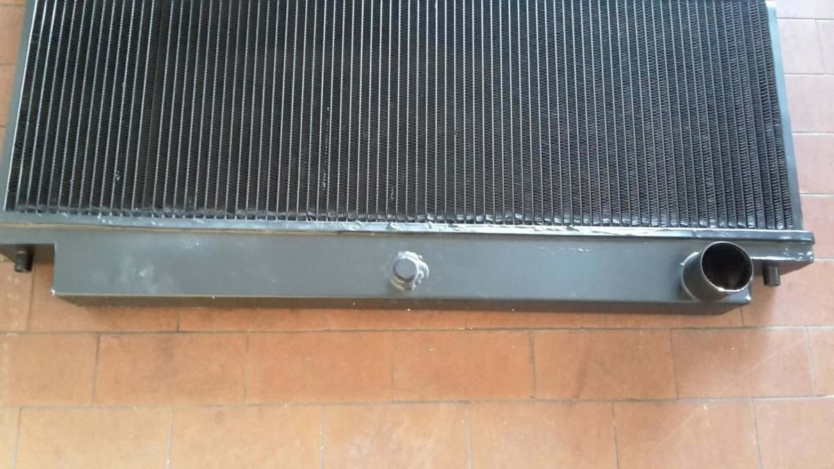 RADIATORE HITACHI ZX 200 /225/230/240/250 OE 4448338 - Radiateur: photos 2 RADIATORE HITACHI ZX 200 /225/230/240/250 OE 4448338 - Radiateur: photos 2