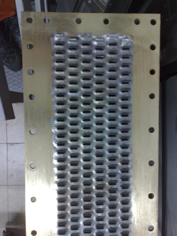 RADIATORE NH W 230 76072592 - Radiateur: photos 2 RADIATORE NH W 230 76072592 - Radiateur: photos 2
