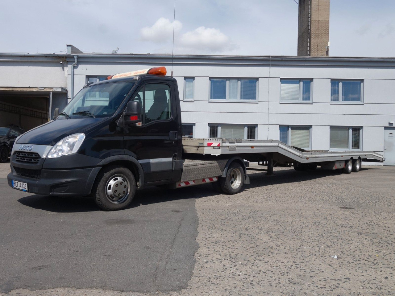 Iveco Daily 35C17 mit Anhänger für 3 PKW - Camion porte-voitures: photos 2 Iveco Daily 35C17 mit Anhänger für 3 PKW - Camion porte-voitures: photos 2