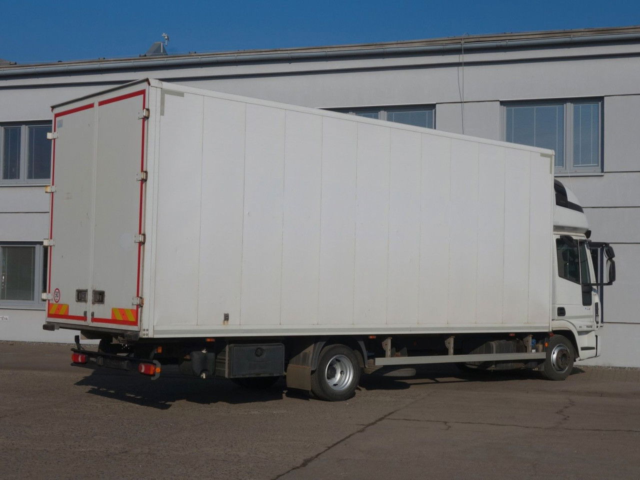 Iveco EuroCargo 75 75E19, 18 Palleten - Camion fourgon: photos 5 Iveco EuroCargo 75 75E19, 18 Palleten - Camion fourgon: photos 5