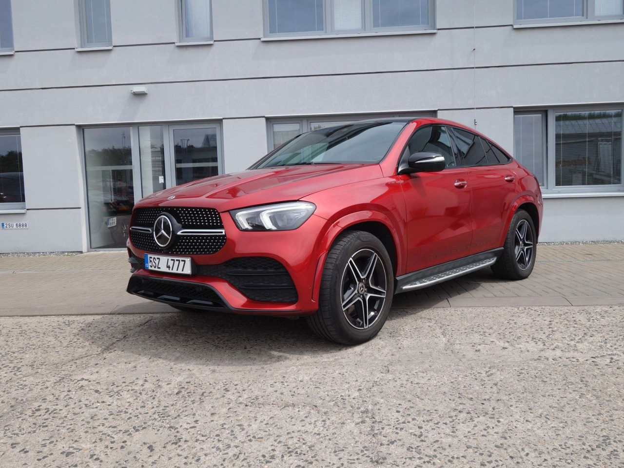 Mercedes-Benz GLE 400 d 4Matic Coupe Pano - SUV: photos 1 Mercedes-Benz GLE 400 d 4Matic Coupe Pano - SUV: photos 1
