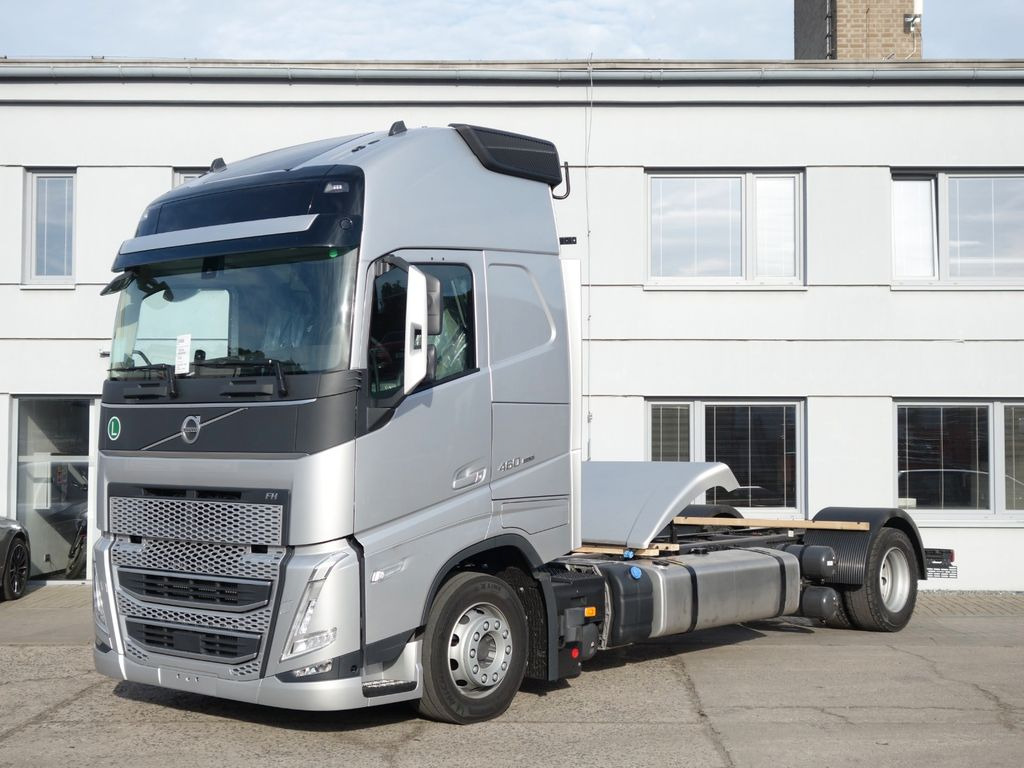 Volvo FH 13 XL 460 Turbo Compound Neue - Camion à rideaux coulissants: photos 1 Volvo FH 13 XL 460 Turbo Compound Neue - Camion à rideaux coulissants: photos 1