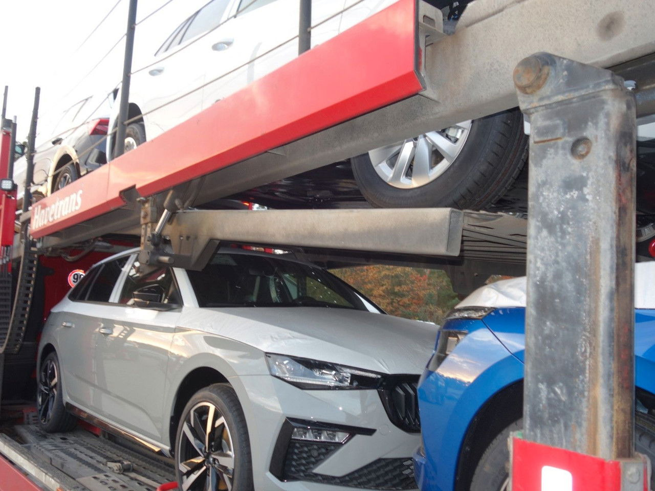 Volvo FM 13 460 6x2 Kässbohrer Metago - Supertrans - Camion porte-voitures: photos 5 Volvo FM 13 460 6x2 Kässbohrer Metago - Supertrans - Camion porte-voitures: photos 5