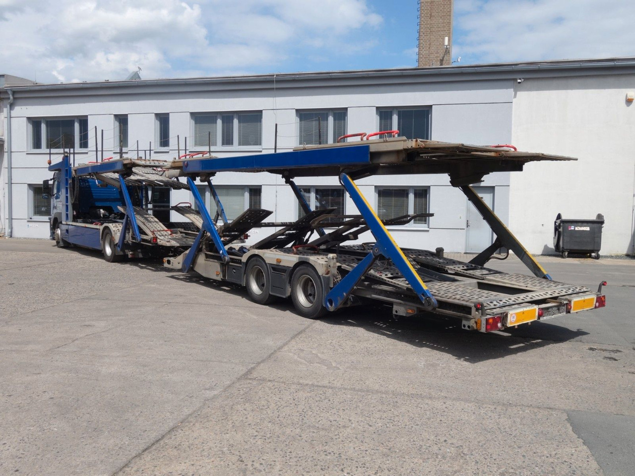 Volvo FM13 500 Kässbohrer Supertrans / Supertrans - Camion porte-voitures: photos 3 Volvo FM13 500 Kässbohrer Supertrans / Supertrans - Camion porte-voitures: photos 3