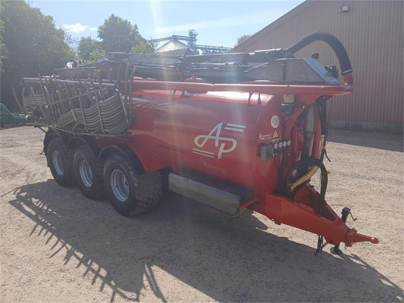 AP GV 25 m. 24 meter AP slangebom - Tonne à lisier: photos 2 AP GV 25 m. 24 meter AP slangebom - Tonne à lisier: photos 2