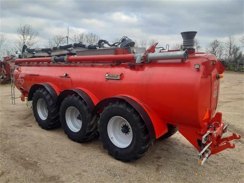 AP GV 35 - Tonne à lisier: photos 3 AP GV 35 - Tonne à lisier: photos 3