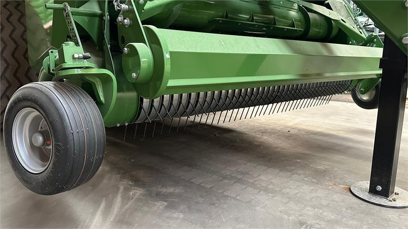 Presse à balles cubiques Krone Big Pack 1290 HDP II XC: photos 10 Presse à balles cubiques Krone Big Pack 1290 HDP II XC: photos 10