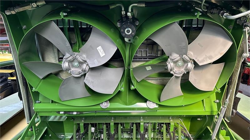 Presse à balles cubiques Krone Big Pack 1290 HDP II XC: photos 15 Presse à balles cubiques Krone Big Pack 1290 HDP II XC: photos 15