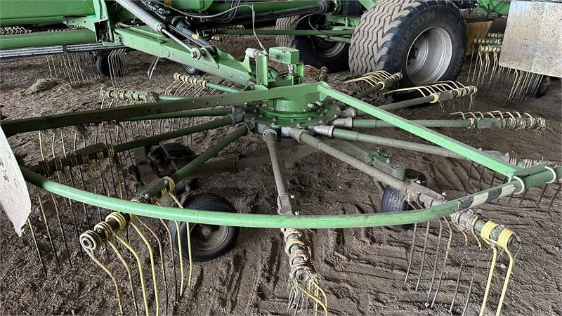 Krone Swadro 2000 TC - Faneuse: photos 3 Krone Swadro 2000 TC - Faneuse: photos 3