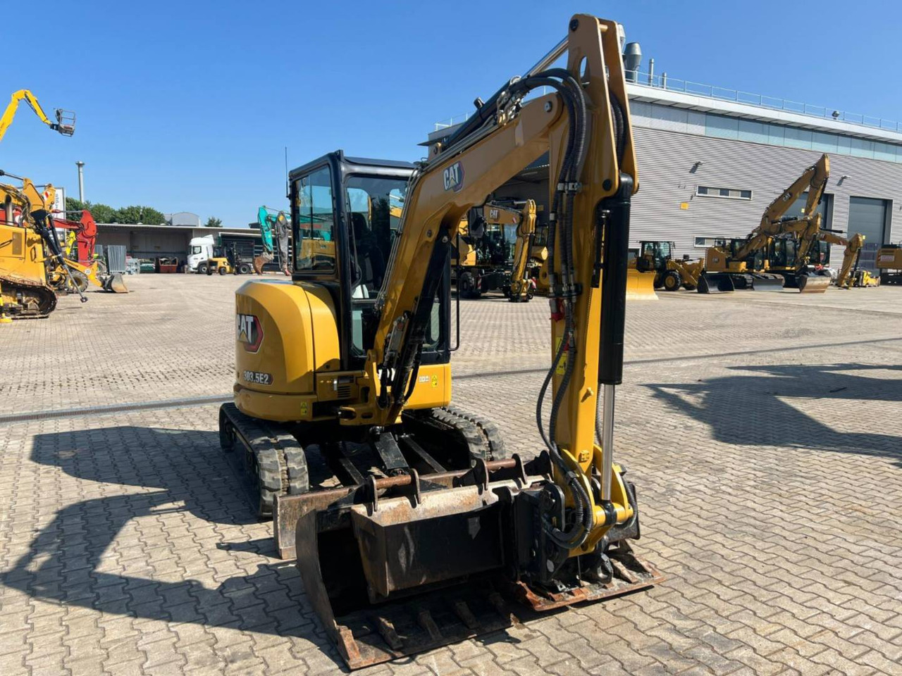 CAT 303.5E2CR - Pelle sur chenille: photos 2 CAT 303.5E2CR - Pelle sur chenille: photos 2