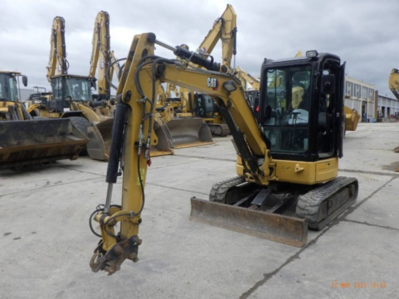 CAT 303.5E2CR - Pelle sur chenille: photos 1 CAT 303.5E2CR - Pelle sur chenille: photos 1