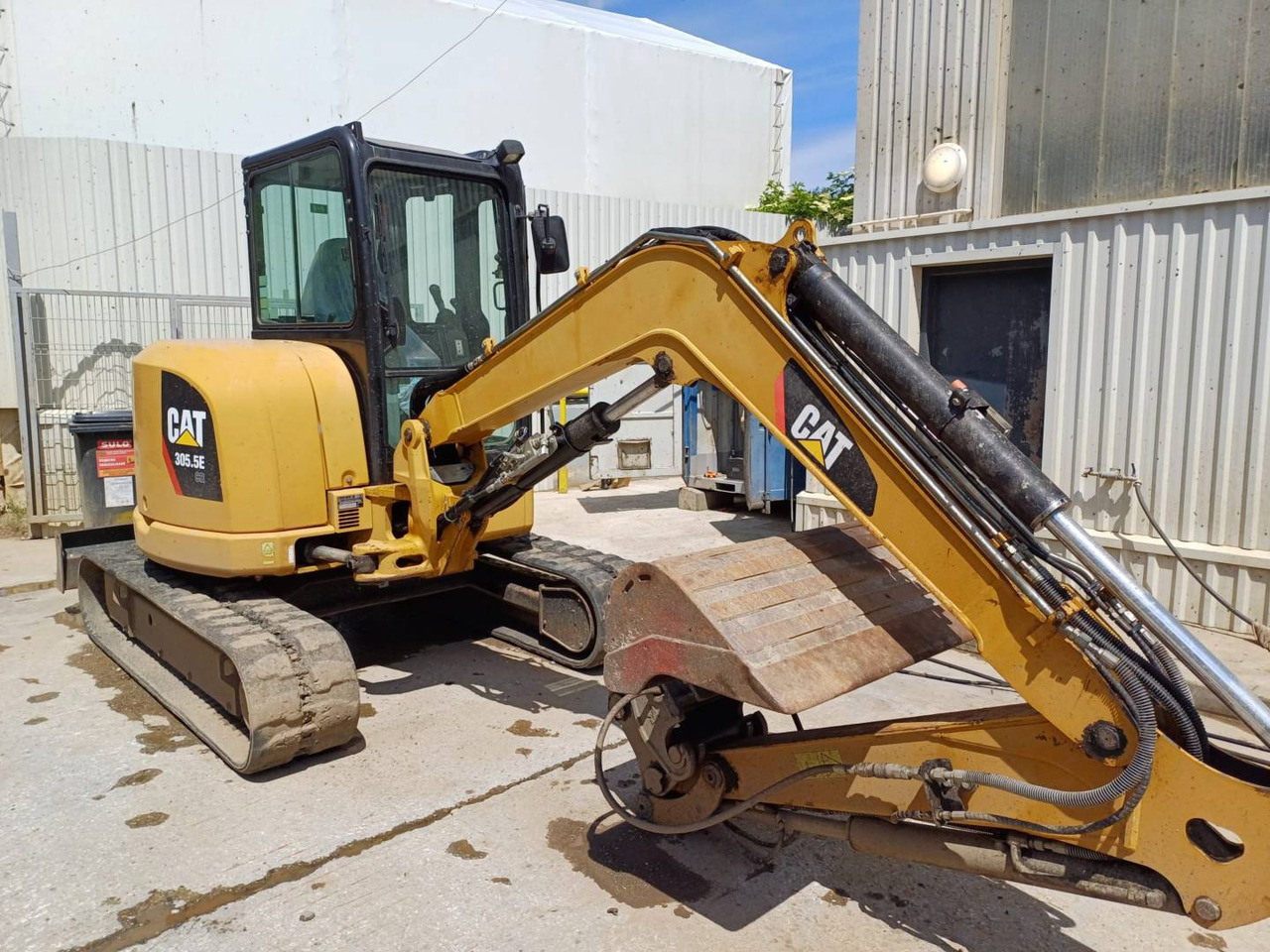 CAT 305.5ECR - Pelle sur chenille: photos 2 CAT 305.5ECR - Pelle sur chenille: photos 2