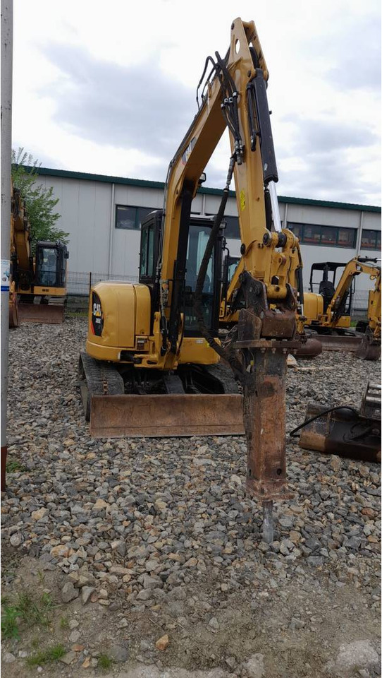 CAT 305E2CR - Pelle sur chenille: photos 2 CAT 305E2CR - Pelle sur chenille: photos 2