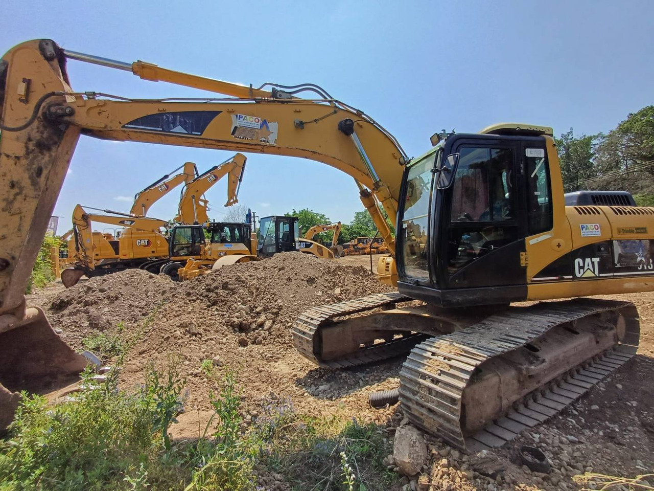 CAT 318C - Pelle sur chenille: photos 1 CAT 318C - Pelle sur chenille: photos 1