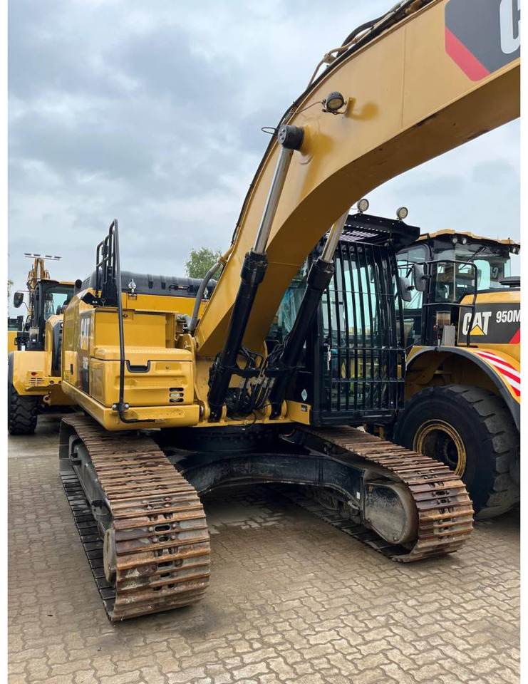 CAT 326FLN - Pelle sur chenille: photos 2 CAT 326FLN - Pelle sur chenille: photos 2