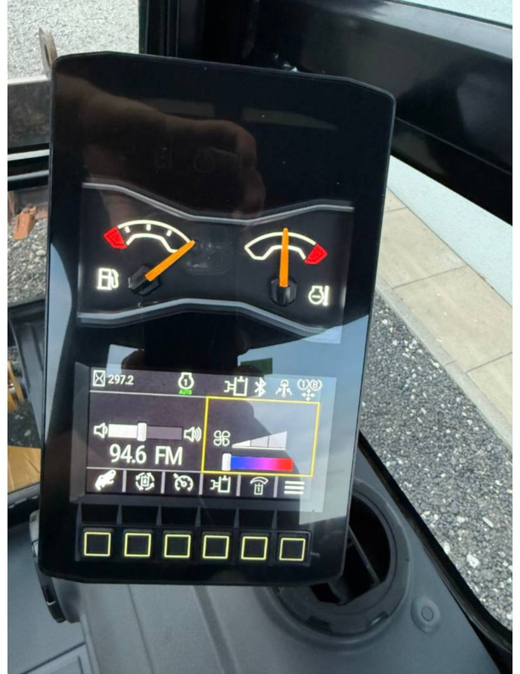 CAT 301.8 - Pelle sur chenille: photos 5 CAT 301.8 - Pelle sur chenille: photos 5