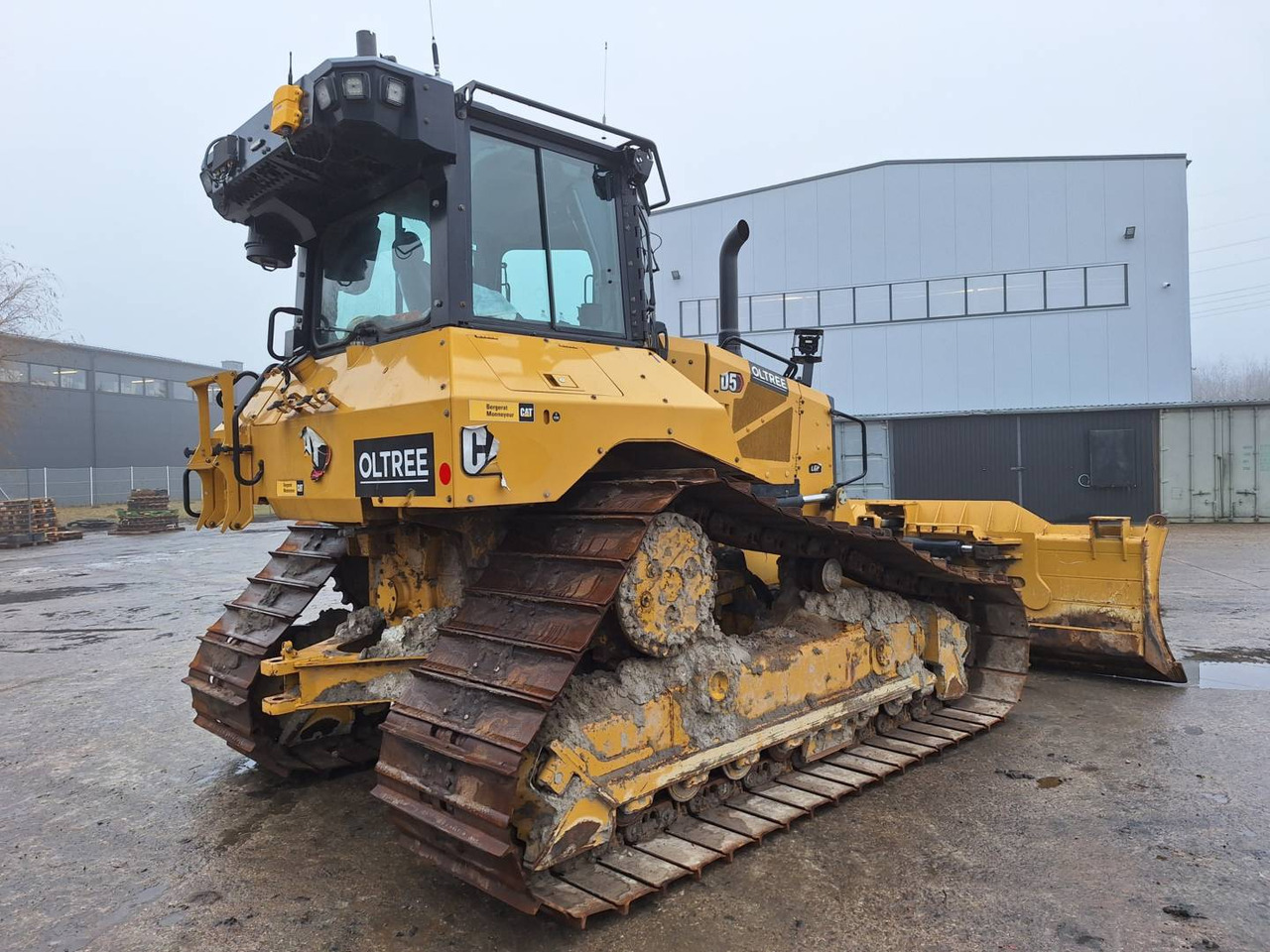 CAT D5 LGP - Bulldozer: photos 3 CAT D5 LGP - Bulldozer: photos 3
